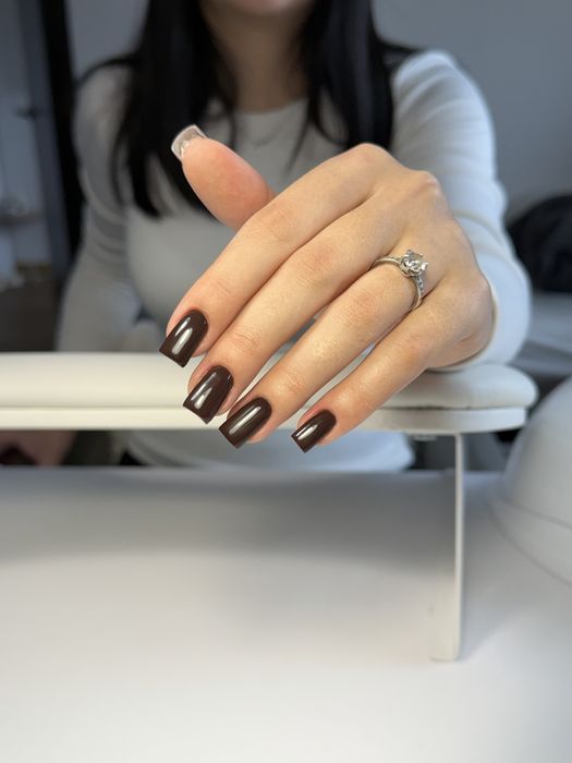 Манікюр, нарощування, педикюр Борщагівка (Квадрат). В кабінеті