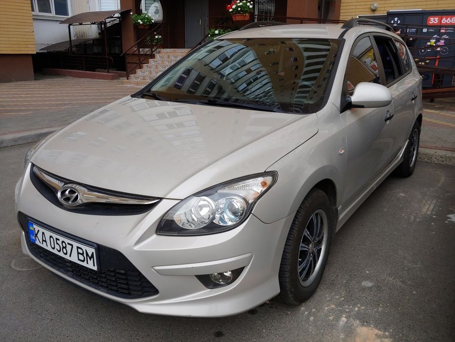 Hyundai i30 1.6 CRDi Автомат Універсал