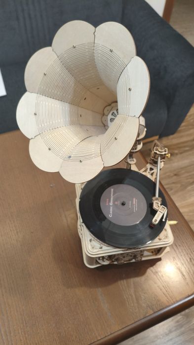 Gramofon składany zabawka gra puzzle.