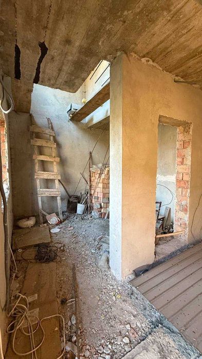 Продаж будинку в мальовничому місці — с. Коростувата