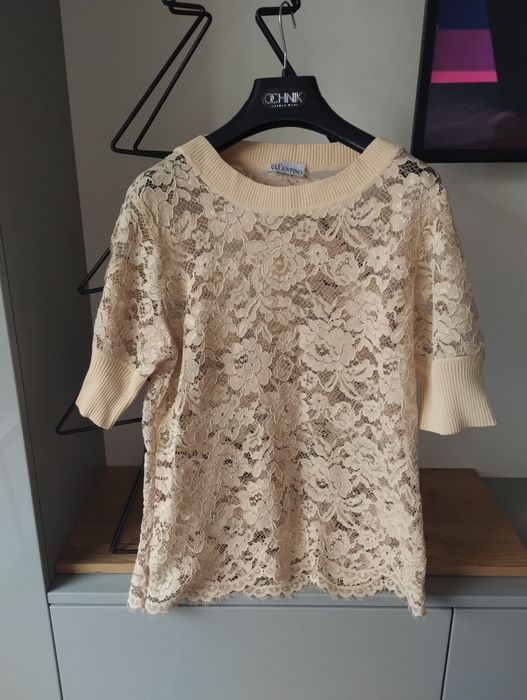 Oryginalna bluzka Red Valentino L koronka
Bluzka oryginalna Red Valent