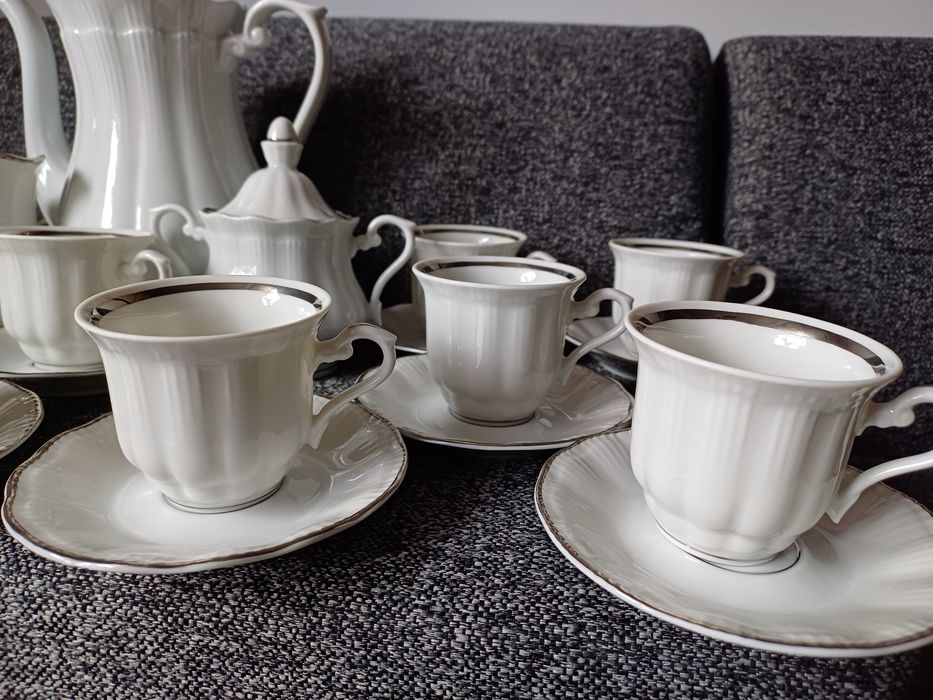 Piękny serwis kawowy Wałbrzych sygnowany prl staroć antyk