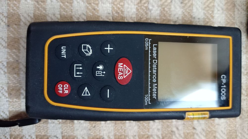 Цифровий лазерний далекомір 100м. CP-100S
