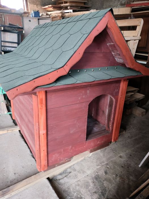 Buda z drewna sosnowego