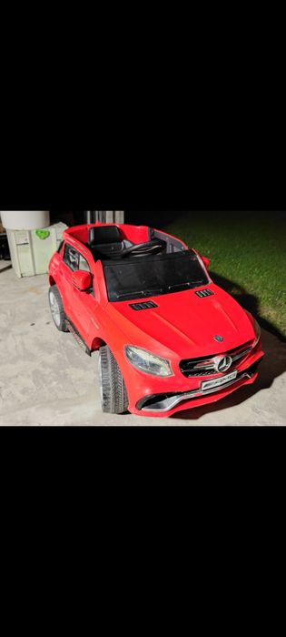 Autko na akumulator Mercedes