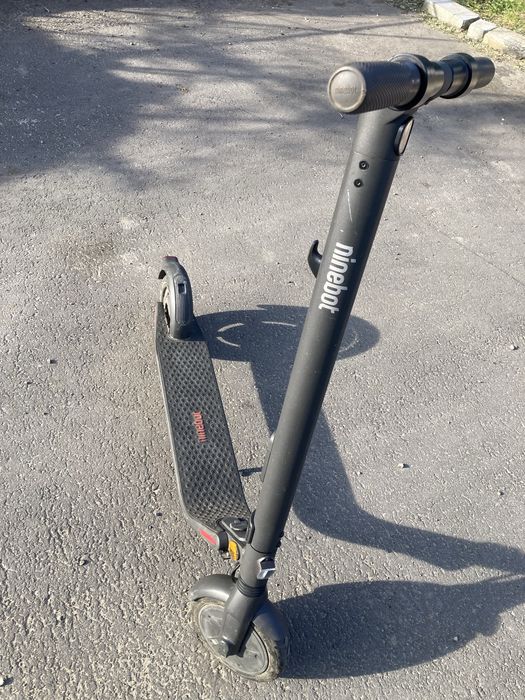 Електросамокат Segway-Ninebot