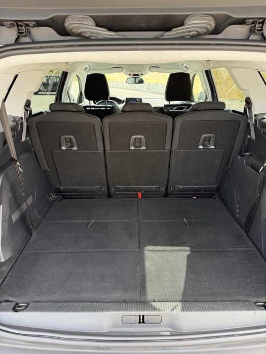 Peugeot 5008 1.5 Diesel.