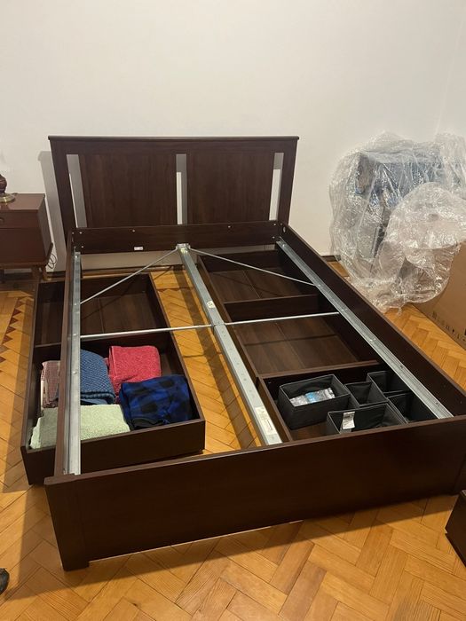 Cama de casal SONGESAND 200x140 com 4 gavetoes  castanho