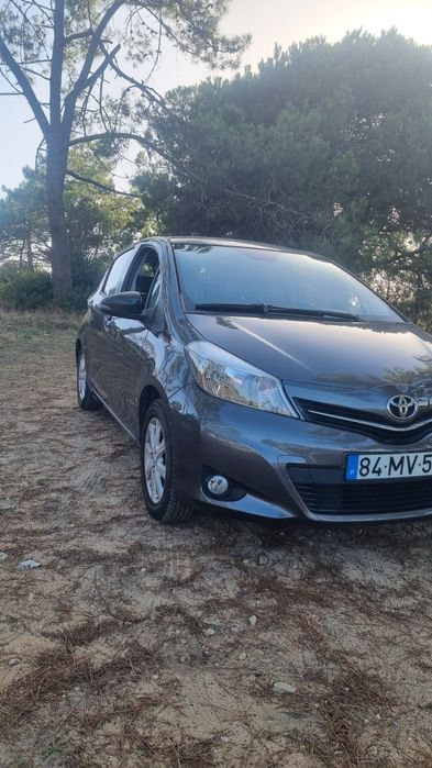 Toyota Yaris 1.0 VVT-I - Excelente estado