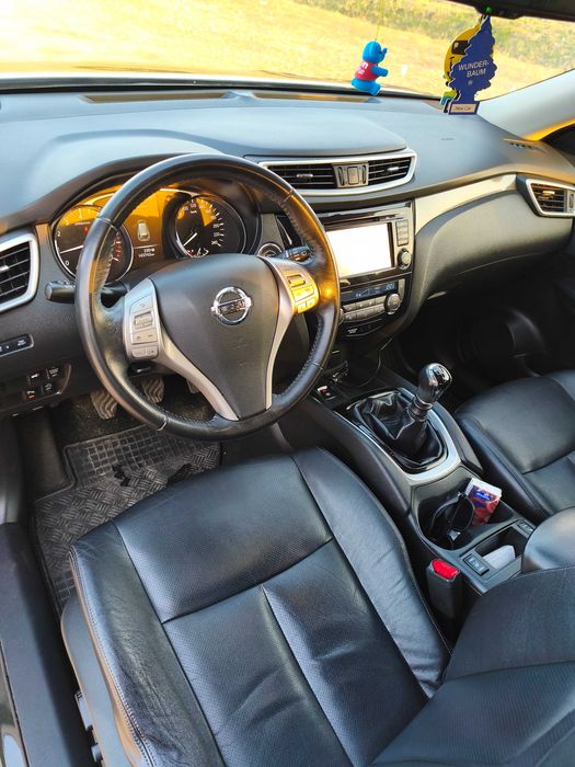 Sprzedam Nissan Xtrail tekna kamera 360