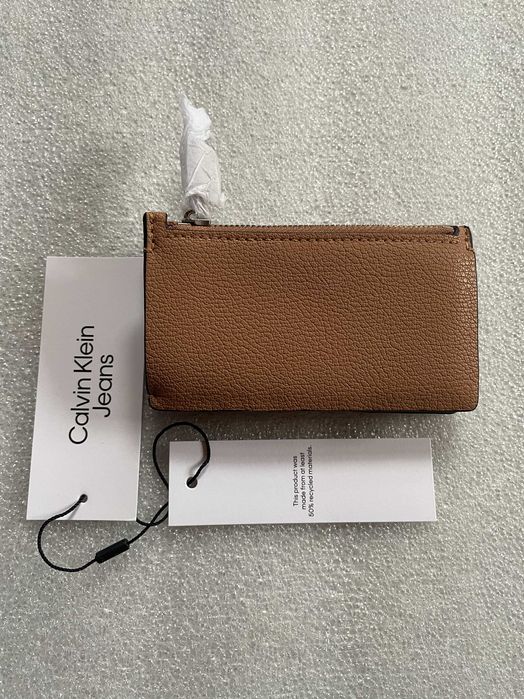Новый кошелек calvin klein (ck minimal monogram cuoio wallet)с Америки