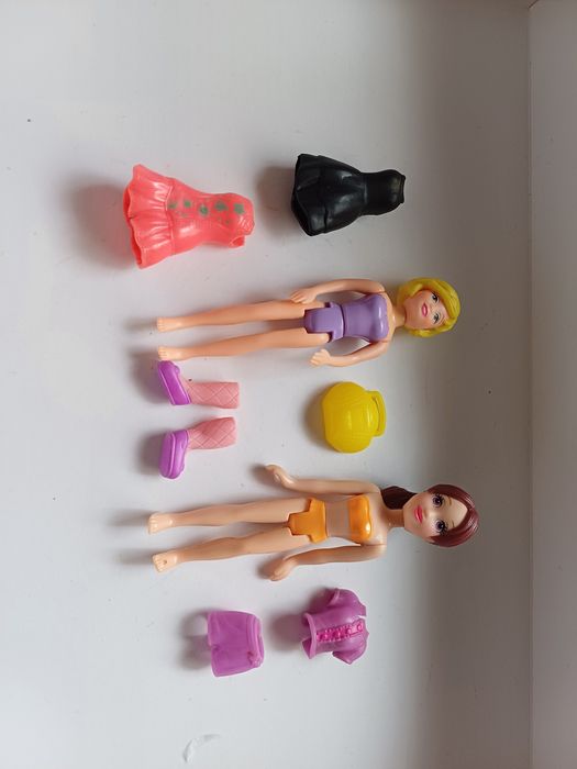 Polly pocket, bonecas e acessórios. Cada  conjunto 8€.
