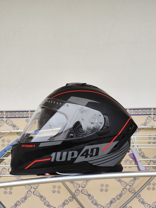 Vendo capacete  novo