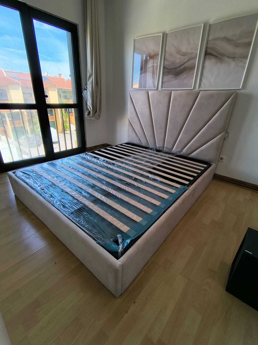 Camas De Casal Estofadas ALTA GAMA - MODELO RAYOS - Top de Gama 190x140m Estrado Incluído!!