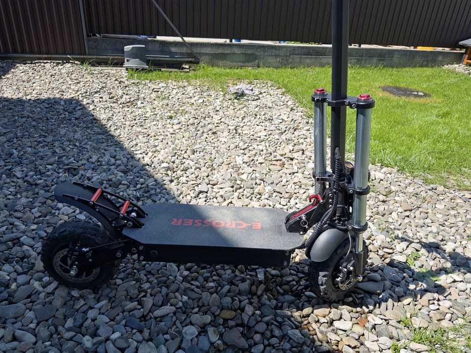 продам електросамокат Crosser Rocket 11