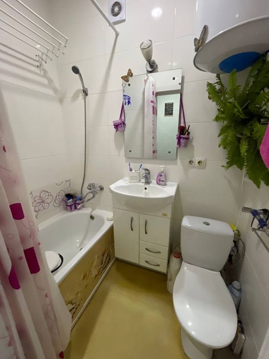 Продам 1к квартиру малосемейку с ремонтом, КИРПИЧ, ГАЗ