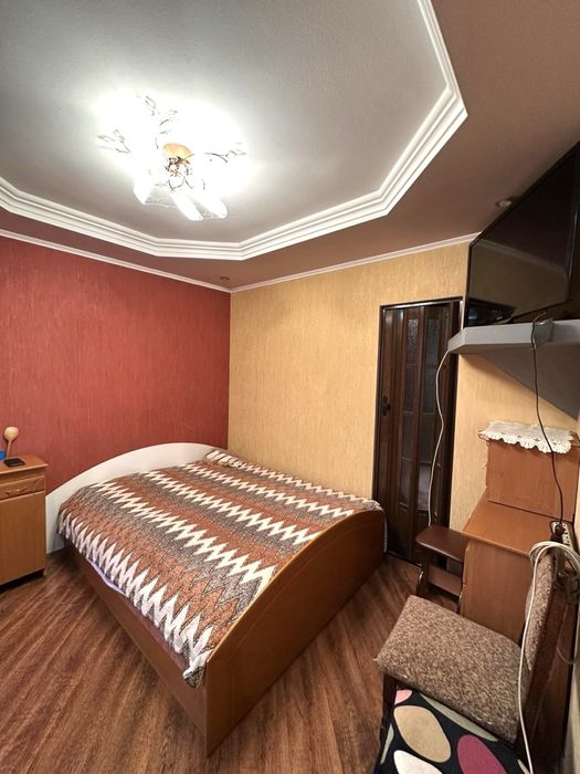 Вул.Ю.Коваленка ( колишня Конєва-Велмарт)