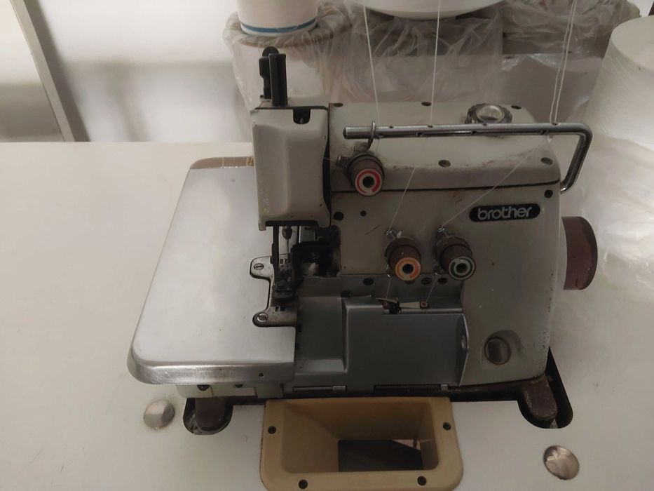 Maquinas corte e cose