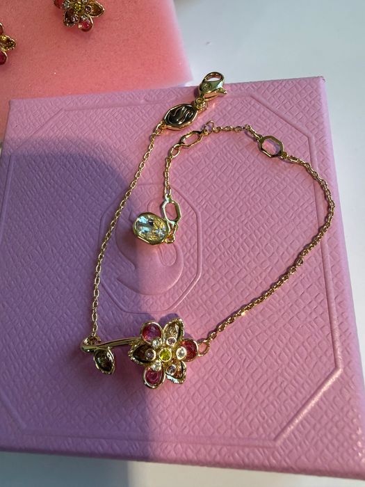 Браслет та сережки з каффою Swarovski