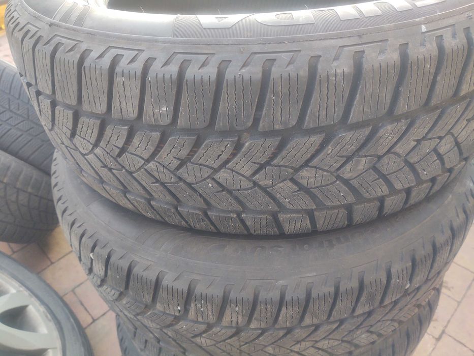 Opony zimowe 215/60/R17