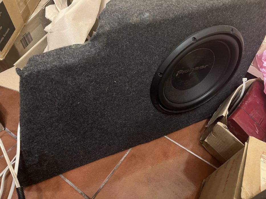 Сабвуфер pioneer з підсилювачем