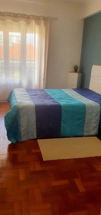 Quarto amplo para mulher