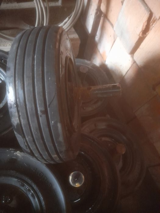 Koła kółka 400×8 pełne