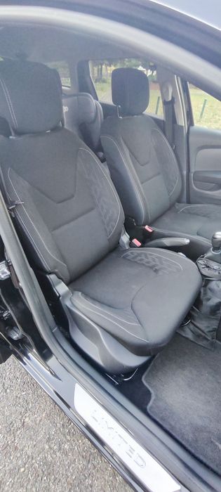 Renault Clio Sport Tourer Limited TCe 0.9