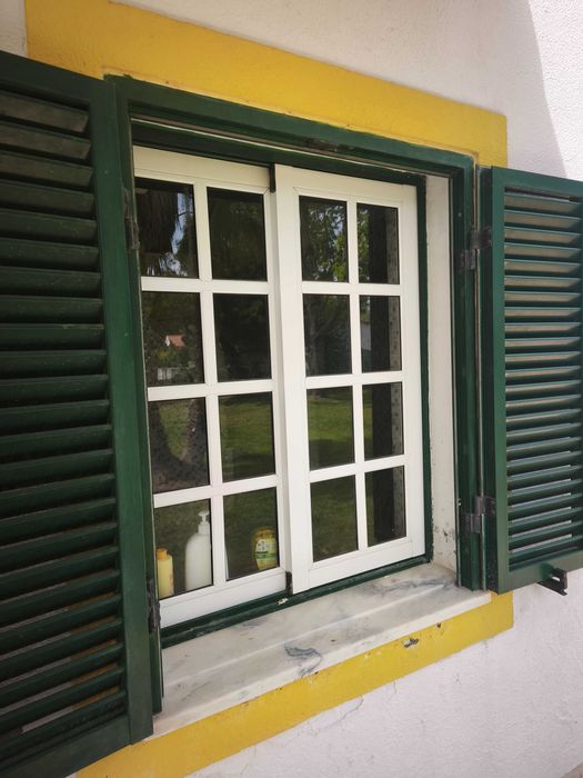 Janelas e portas em alumínio