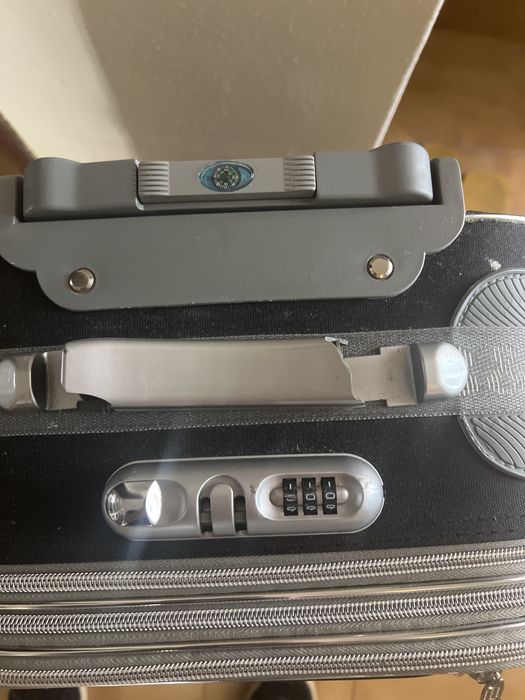 Mala de viagem 50cm por 37cm