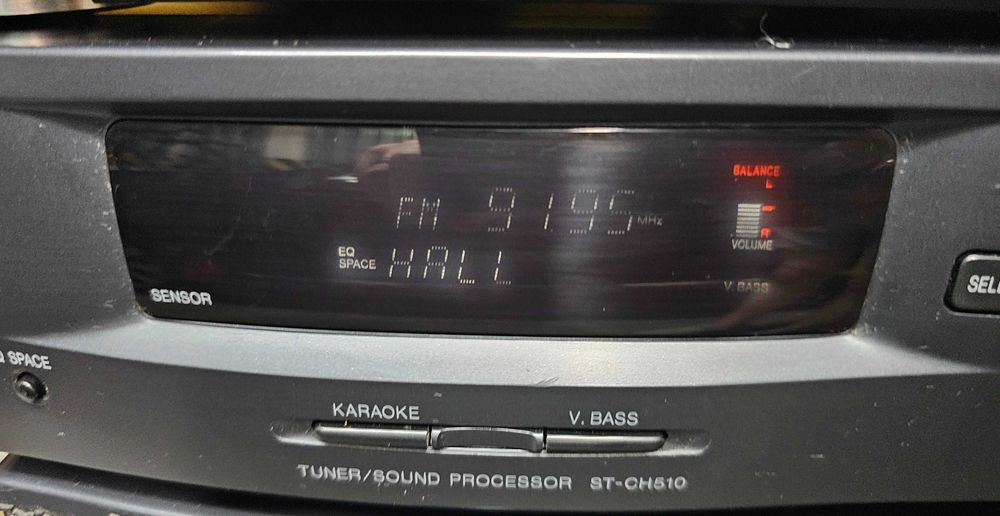 Tuner sound processor TECHNICS ST-CH510.