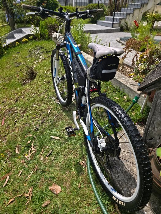Bicicleta Scott Aspect 30
