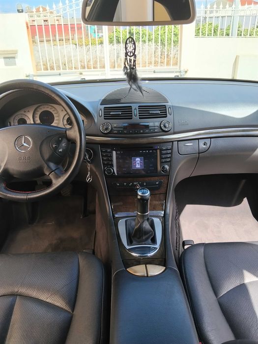 Mercedes E220  W211