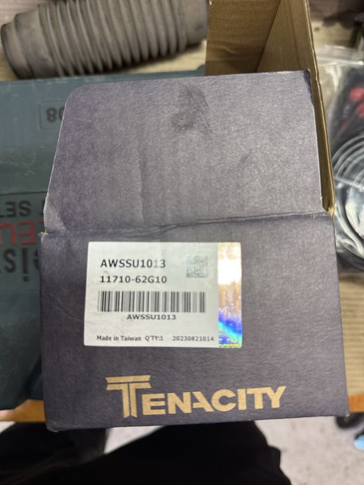 Подушка двигателя