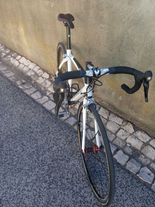 Bicicleta estrada carbono