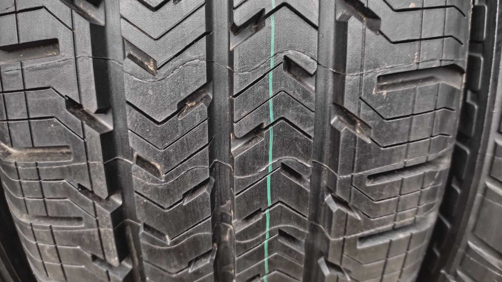 шини 215/60R16C Michelin . нові с