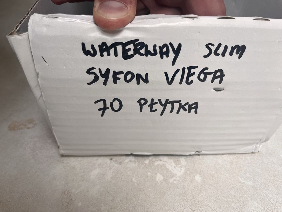 Odplyw Viega liniowy slim 70 na plytke