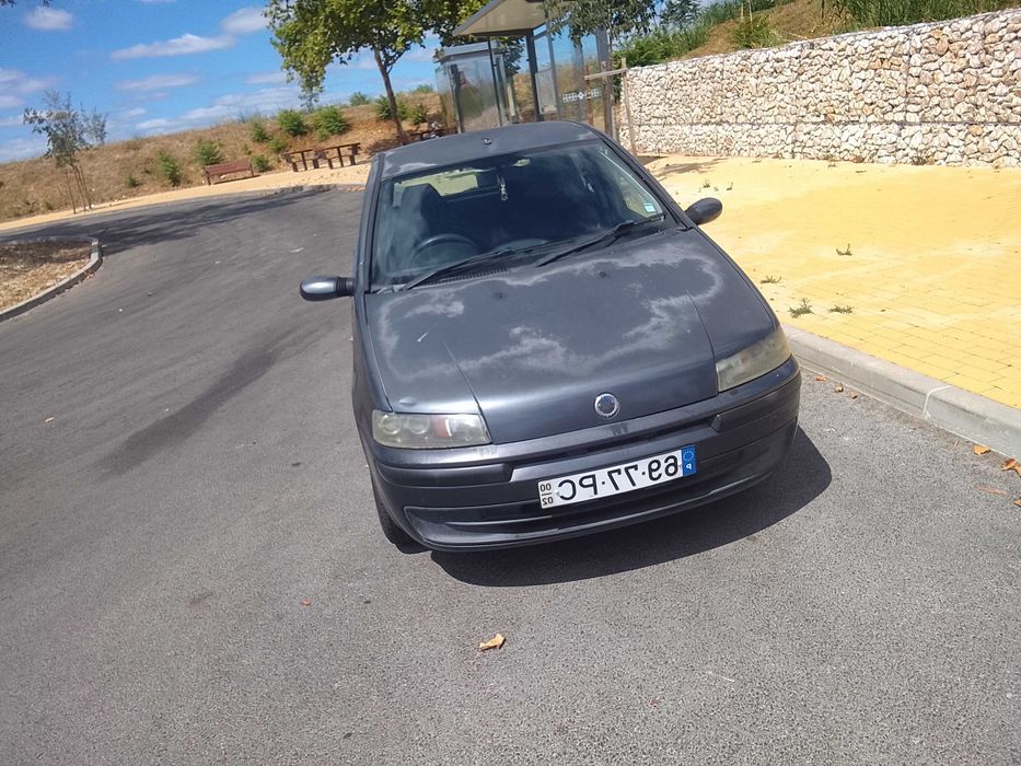 Vendo o Fiat Punto a gasolina 1.200