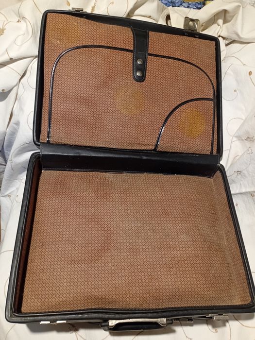 Дипломат вінтаж , папка для документів