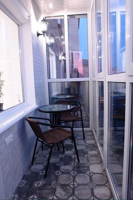 Подобово  2х кімн.Люкс в центрі міста (Мак) СВІТЛО ! Тепло!