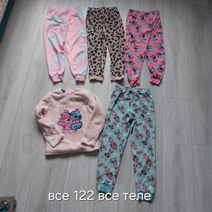 Бавовняні і теплі піжами для дівчинки в розмірі  122, 6-7 років
