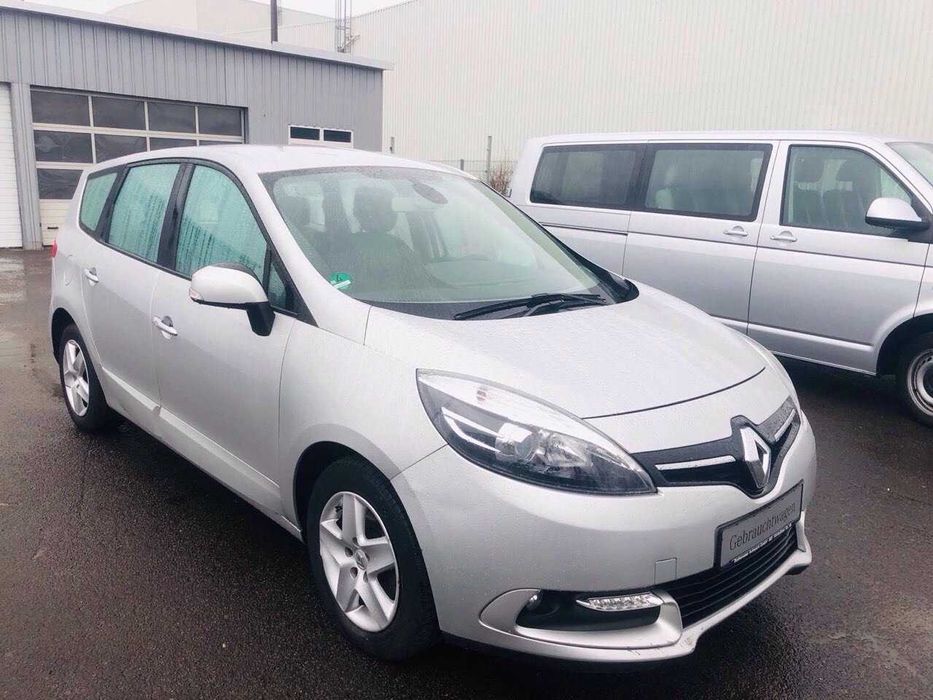 Renault Grand Scenic 2015