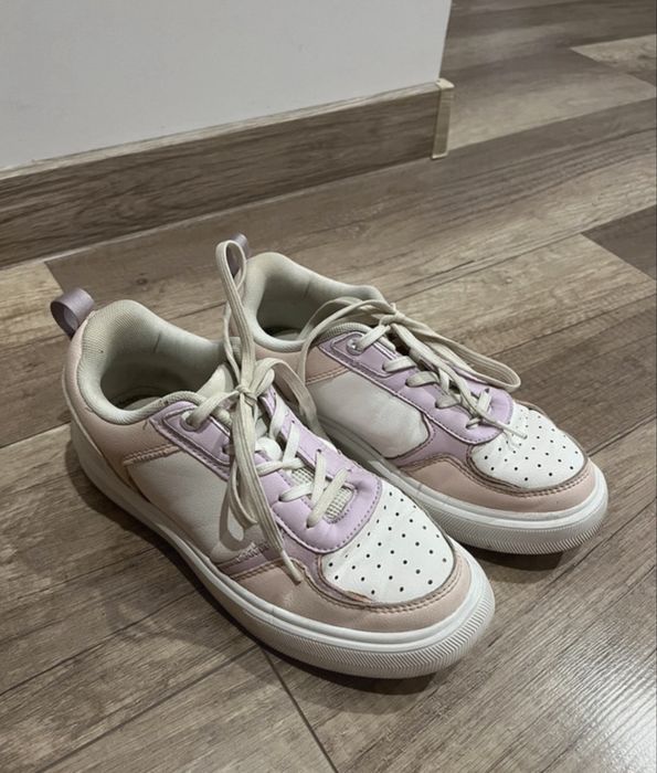 damskie sneakersy sprandi