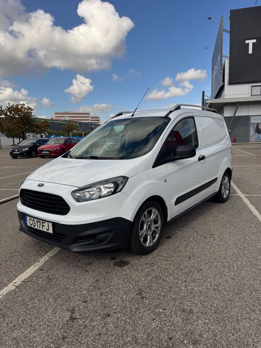 Ford Transit Courier