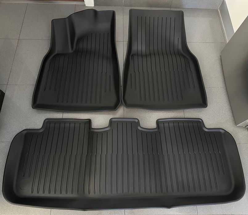 Conjunto 3 Tapetes Borracha TPE All Weather Tesla Model Y Novos