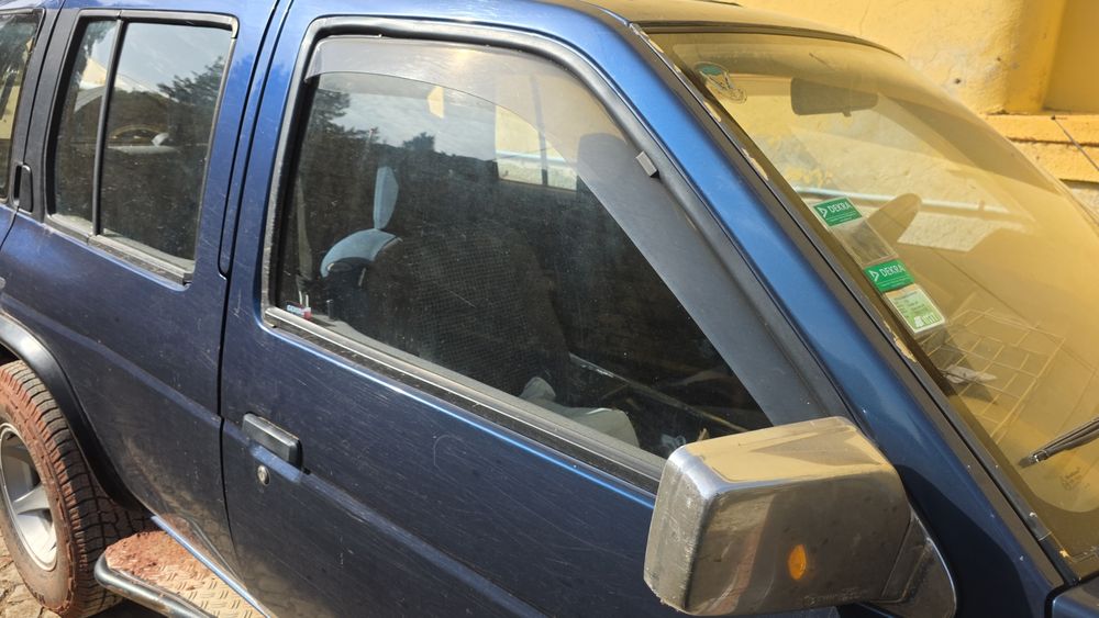 Nissan terrano 1 Peças