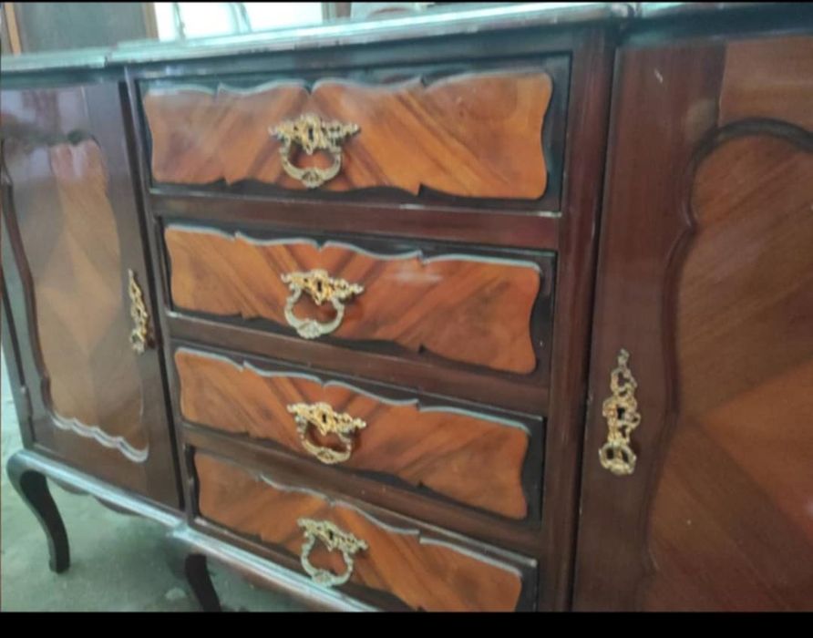 2 armários  cada com 1.80m