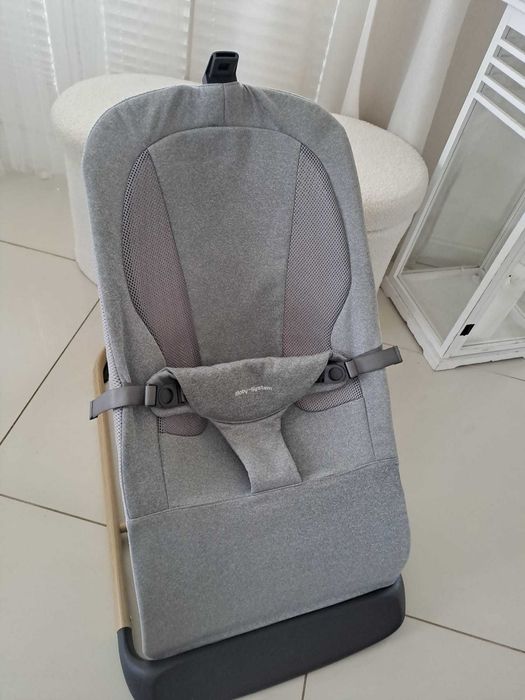 Leżaczek bujaczek 2w1 z wkładką Moby-System LILY – szary