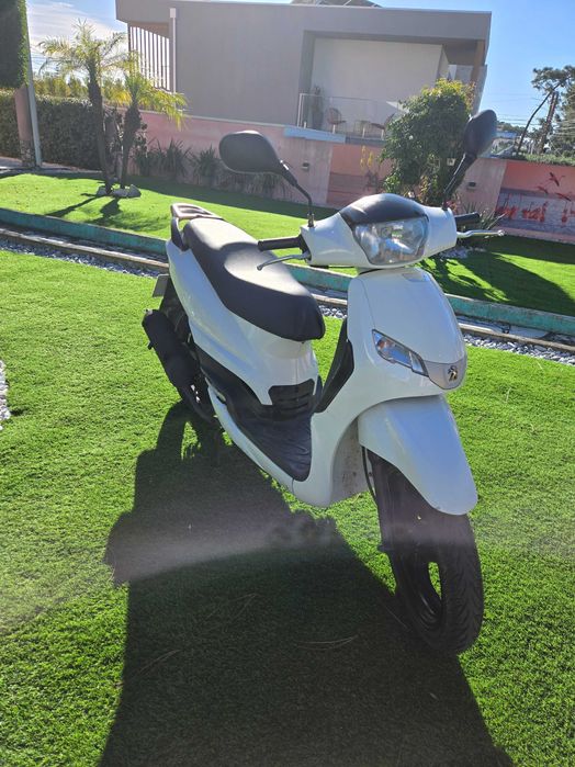 Mota peugeot 125  impecavel