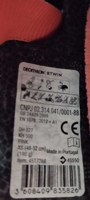 Capacete laranja e rosa infantil